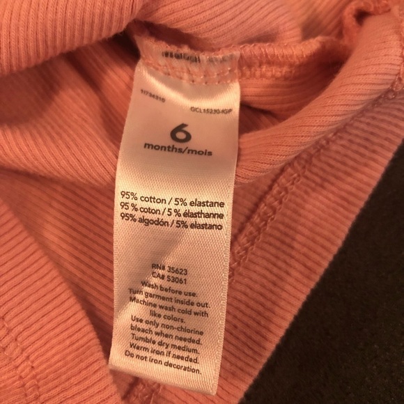 3 Piece Carter’s Outfit - Picture 4 of 12